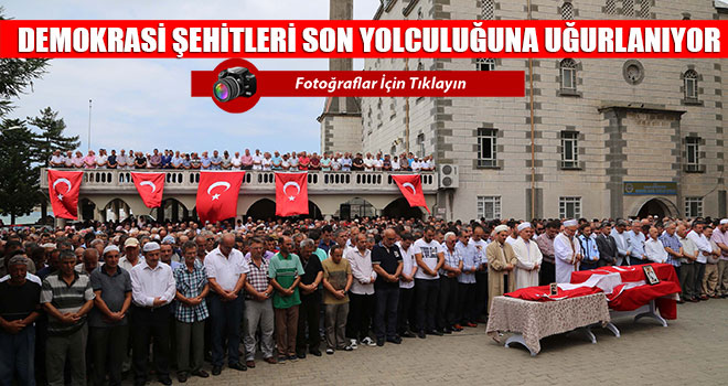 Rizede Demokrasi Şehitleri Toprağa Veriliyor