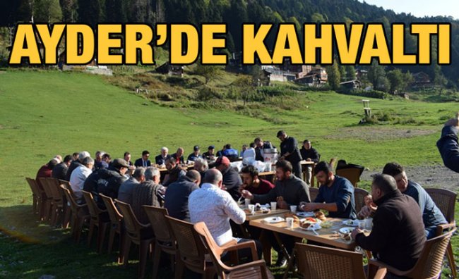 Kaymakam Divli, Esnafla Ayder'de Kahvaltı Yaptı