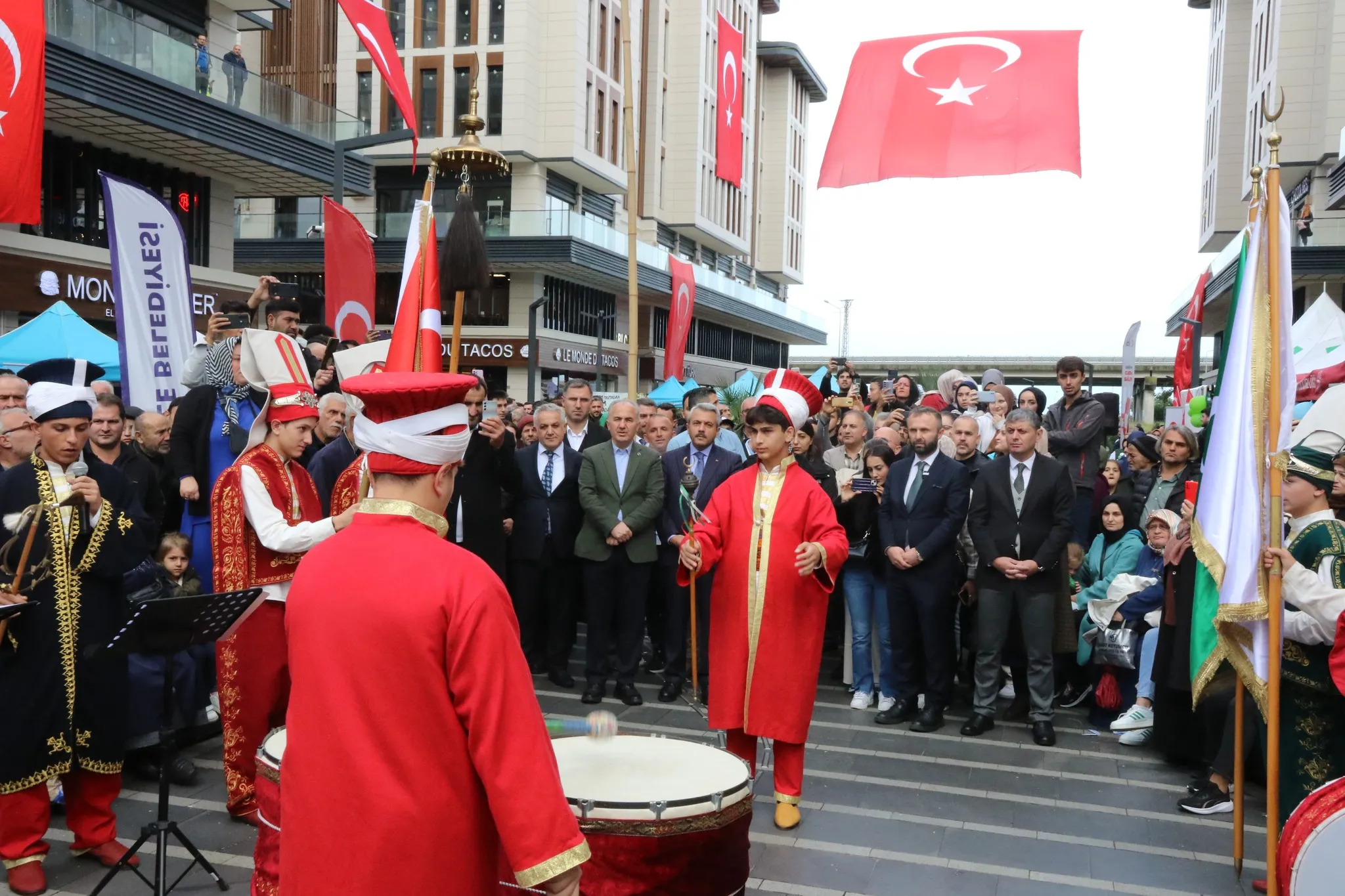 Rize'de 'RizelUYUM' etkinliği düzenlendi