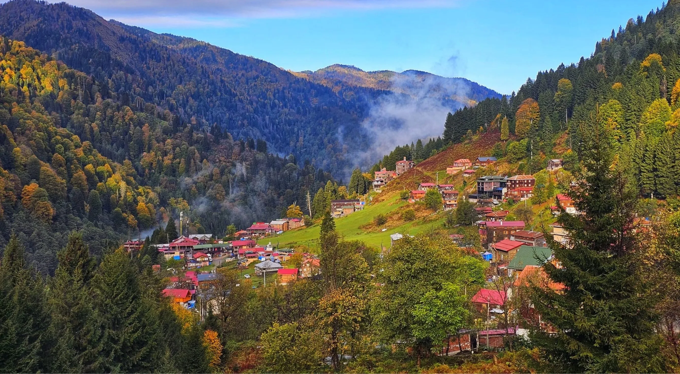 Rize'de Ayder Yaylası'nda sonbahar renkleri hakim oldu