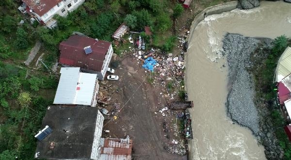 Artvin'de sel ve heyelan sonrası hasar tespiti