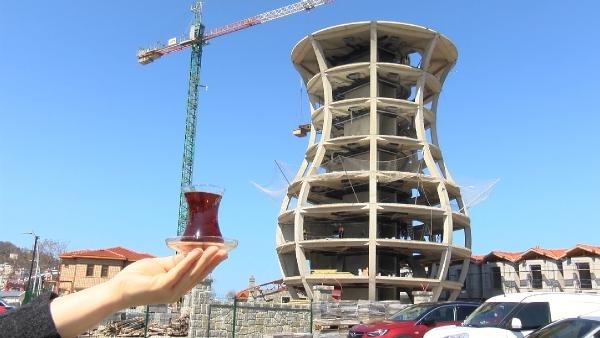 Dünyanın en büyük çay bardağı Rize'de yükseliyor
