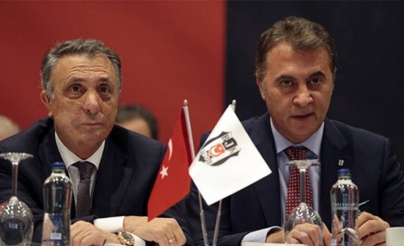 Beşiktaş başkanı Fikret Orman istifa etti, yapılan seçimlerin ardından başkanlığa Ahmet Nur Çebi seçildi.