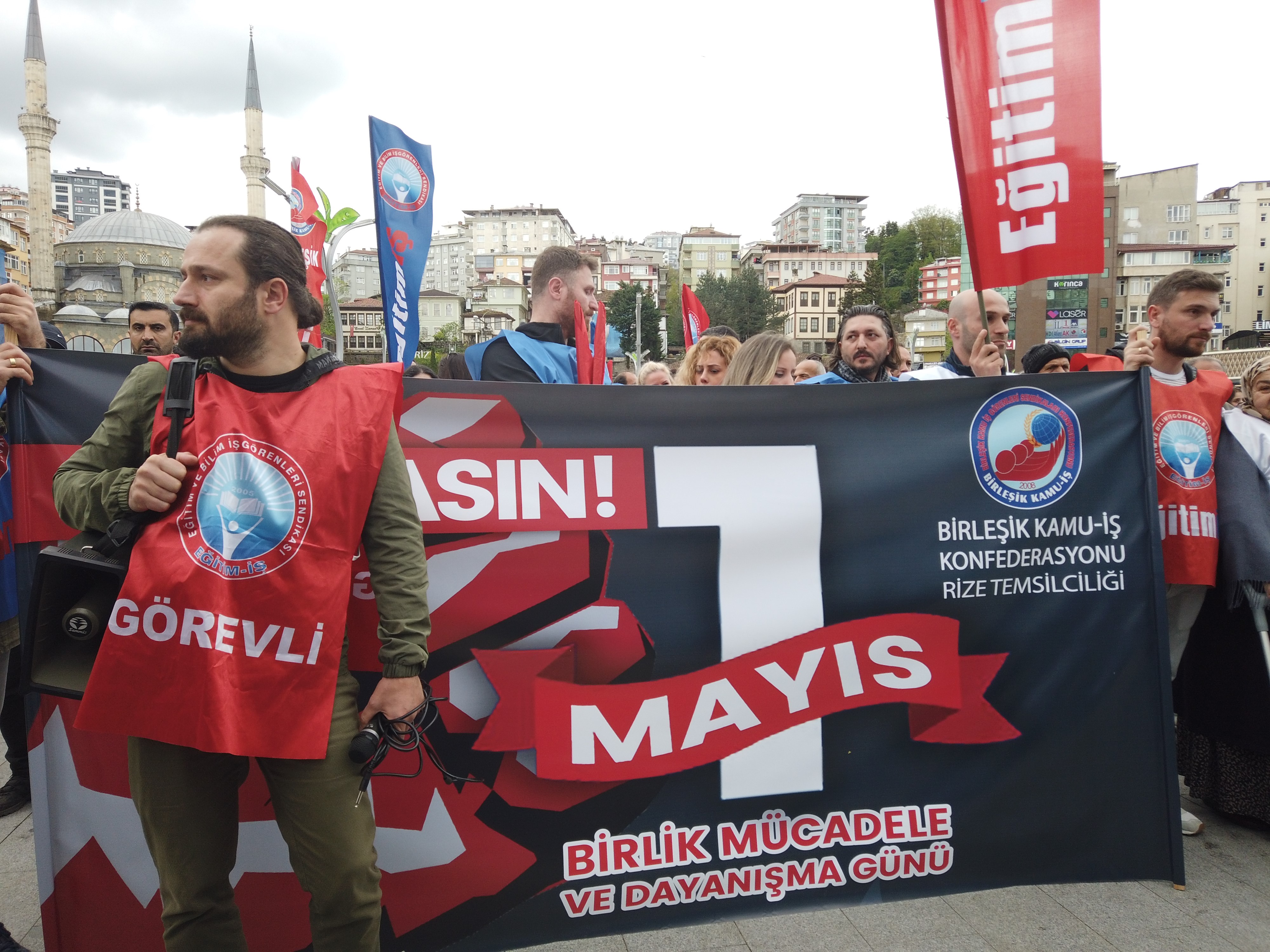 Rize'de 1 Mayıs yürüyüşü gerçekleştirildi