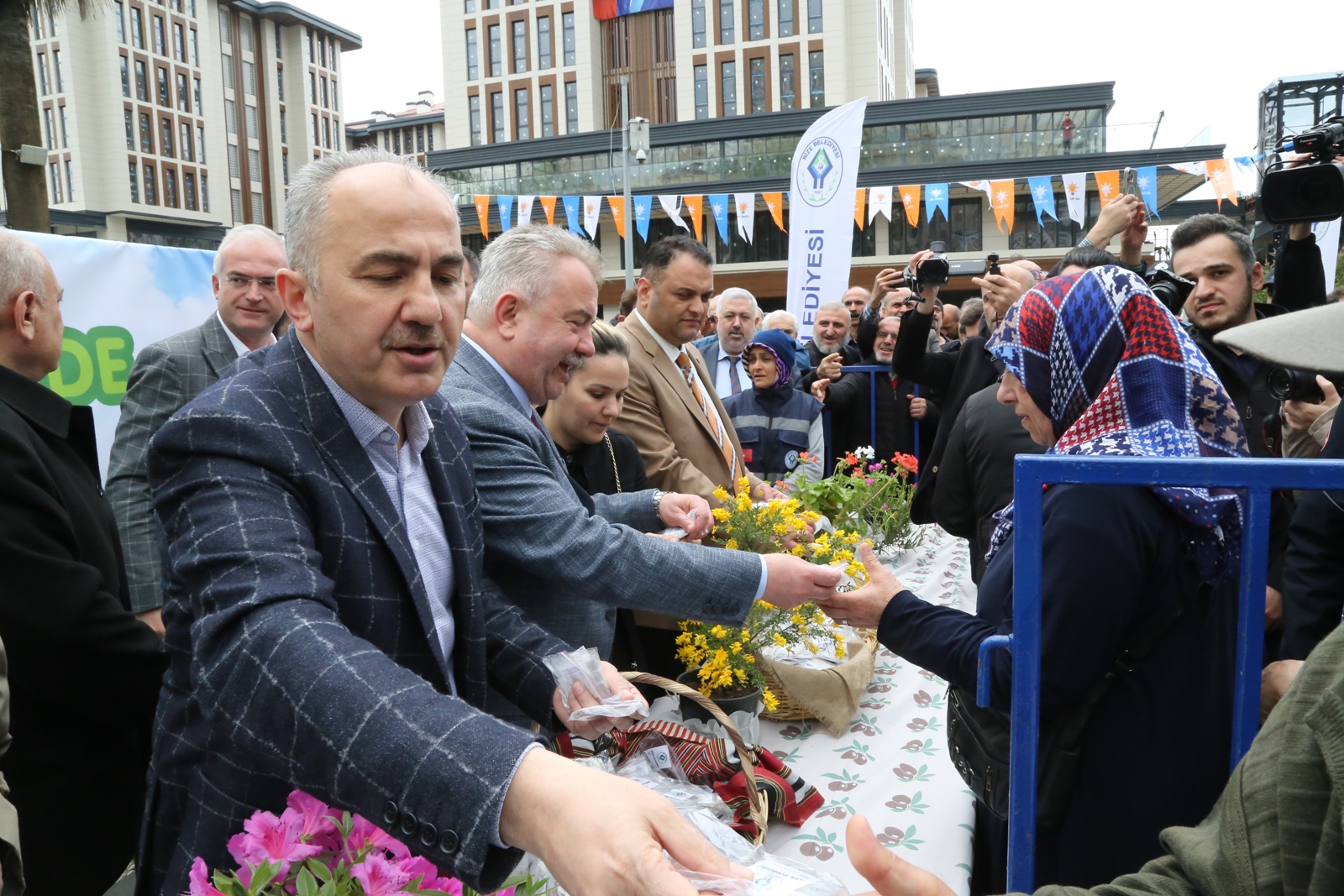 5 milyon ata tohumu Rize'de dağıtıldı