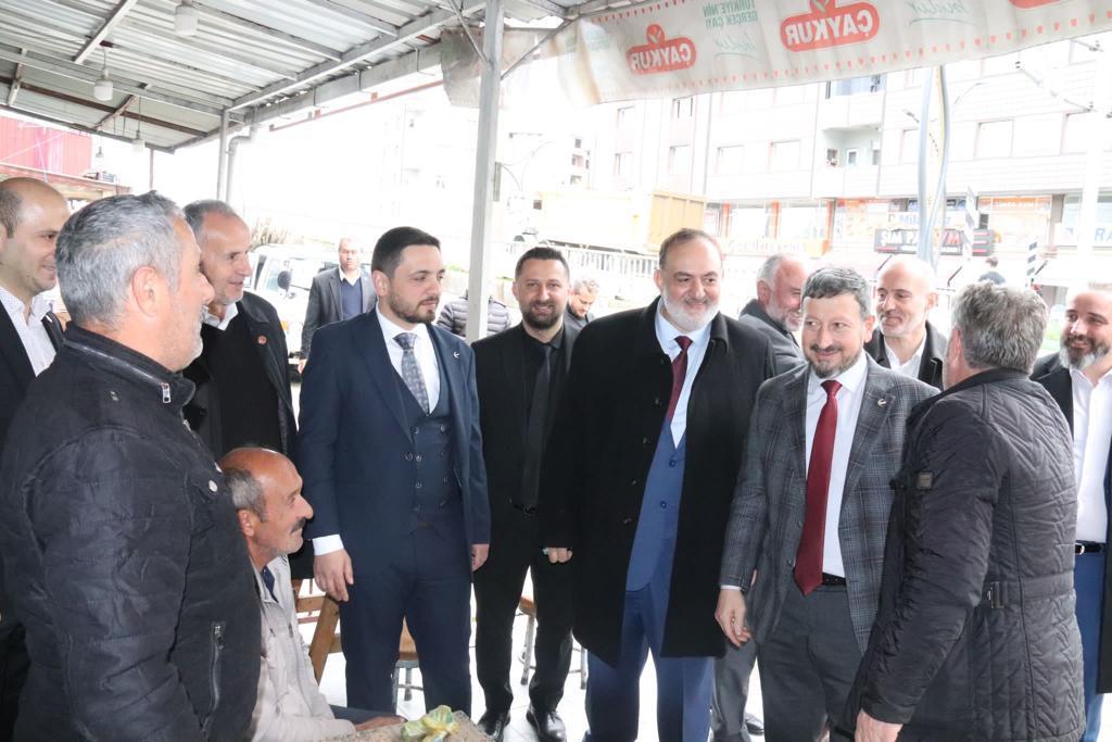 Rize'de Yeniden Refah Partisi tam kadro sahada 