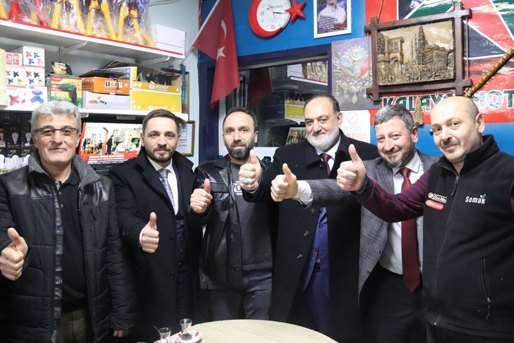 Rize'de Yeniden Refah Partisi tam kadro sahada 