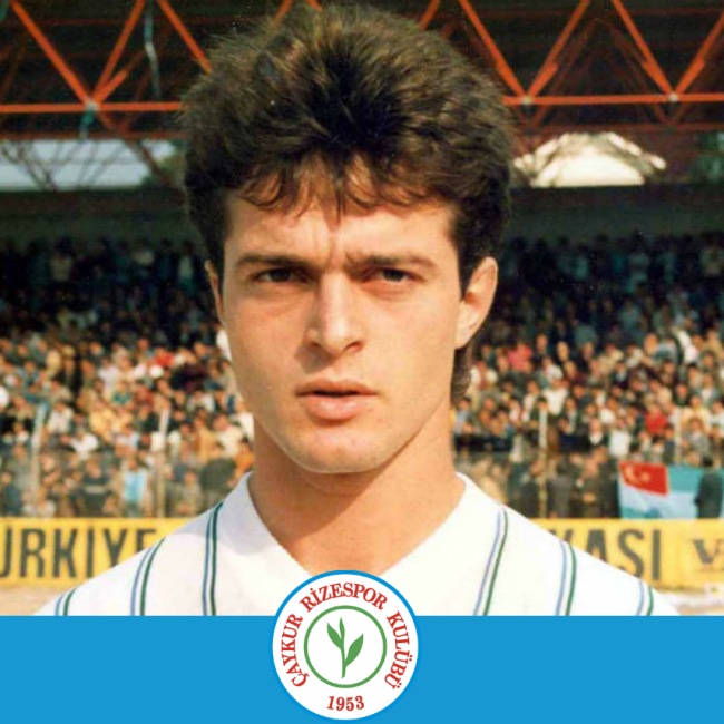 Hakan Tecimer:
1988-1995 yılları arasında Fenerbahçe'de 7 numaralı formayı giydi. Ayağında top tutmayı, calimi seven bir oyuncuydu. Islam Cupi kendisi için 
