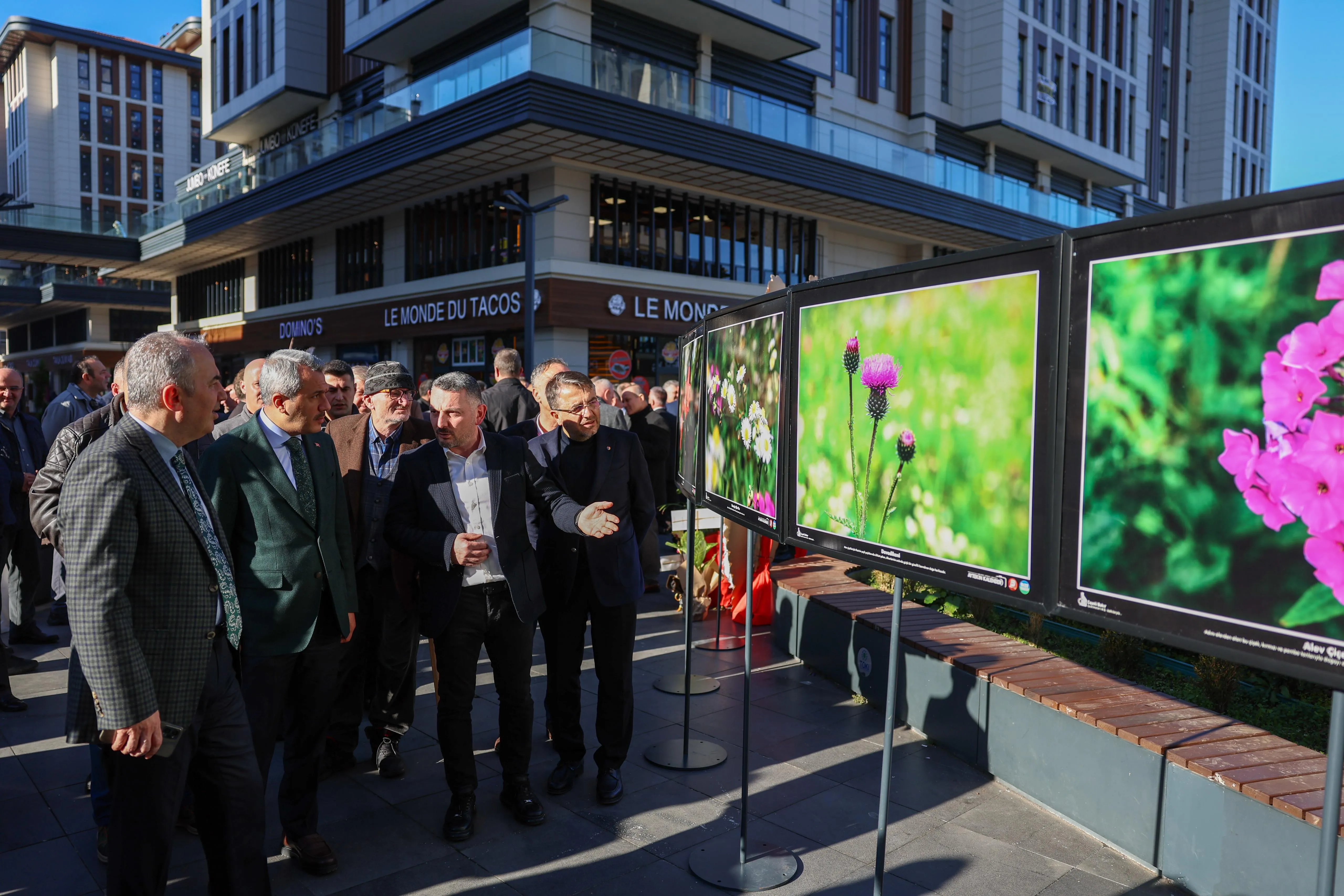 Rize’nin çiçek türleri fotoğraf sergisinde görücüye çıktı  