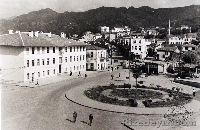 Rize Hükümet Meydanı ve çevresi 1940