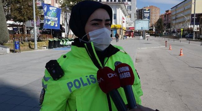 Çorum'un İlk ve Tek Kadın Trafik Polisi Görev Başında