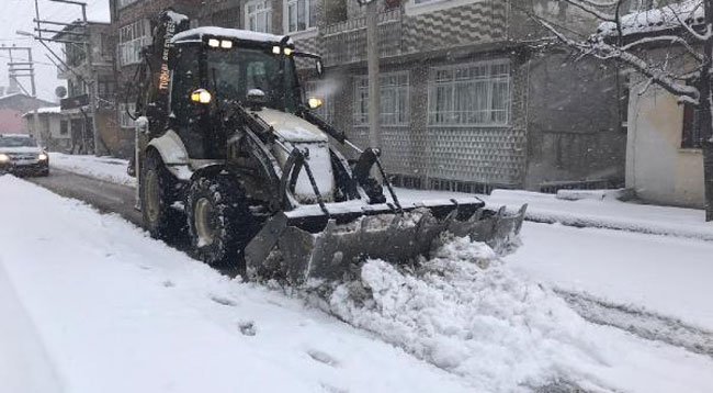 Karla Mücadele Ekipleri Yoğun Mesaide