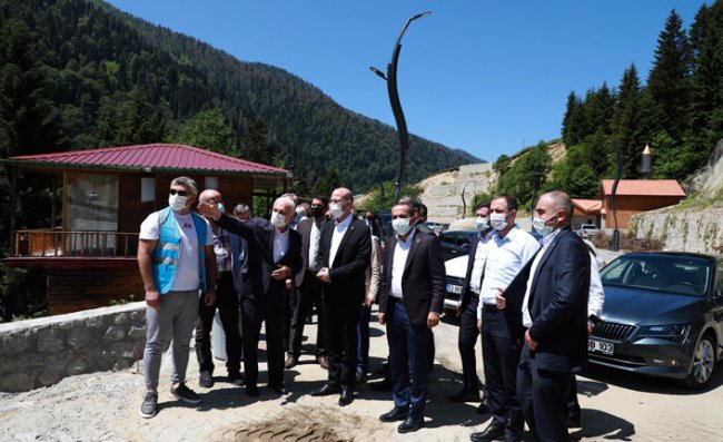 İleri, Ayder Yaylası'ndaki Çalışmaları Değerlendirdi