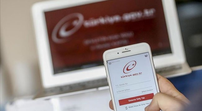 Yabancı uyruklular mobil cihaz kayıtları için e-Devlet'ten başvurabilecek