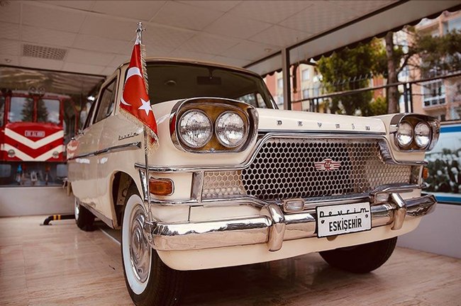 'Türkiye'nin ilk yerli otomobili' Devrim 60 yaşında