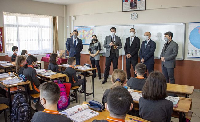 Rize'de çocuklara madencilik ve yer bilimleri eğitimi