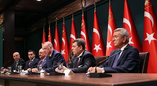 Erdoğan: 2022'de asgari ücret 4 bin 250 lira olacak