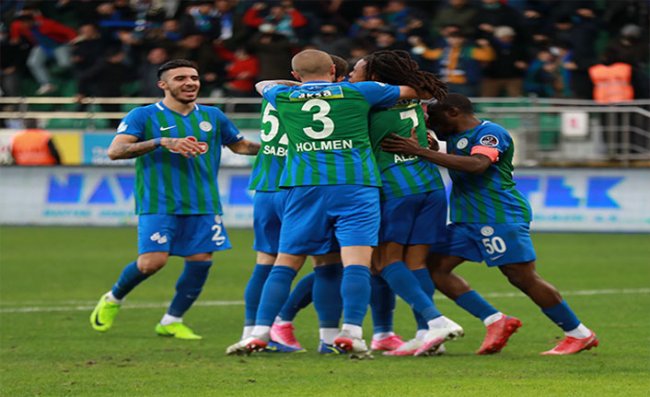 Çaykur Rizespor Evinde Durdurulamıyor: 1-0