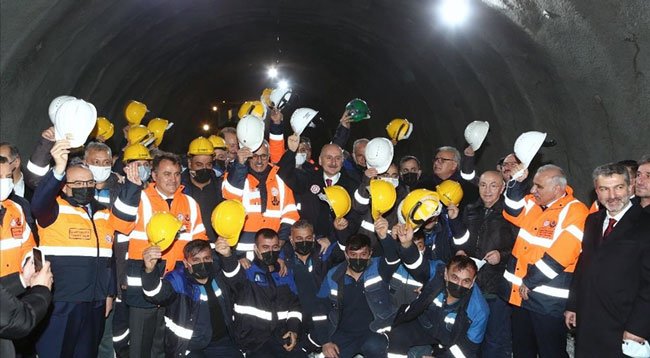 Yeni Zigana Tüneli'nde ışık göründü