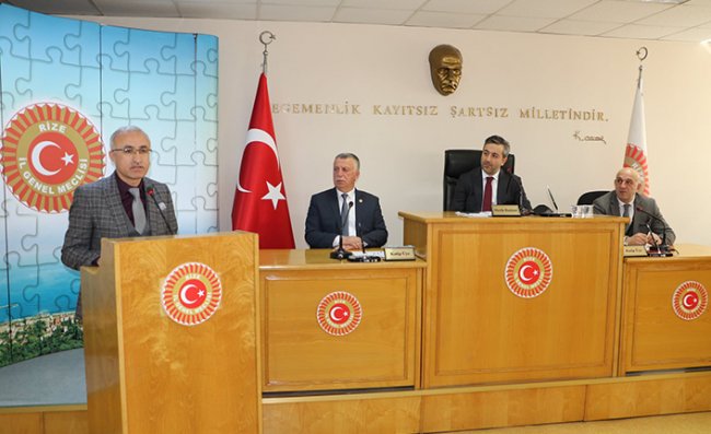 Karaman, RTEÜ'deki Çalışmaları Mecliste Anlattı