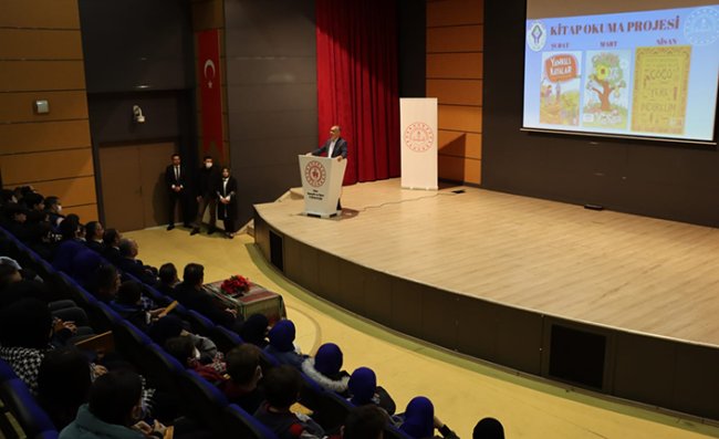 'Kitap Okuma Projesi'nin Üçüncü Etabı Tamamlandı