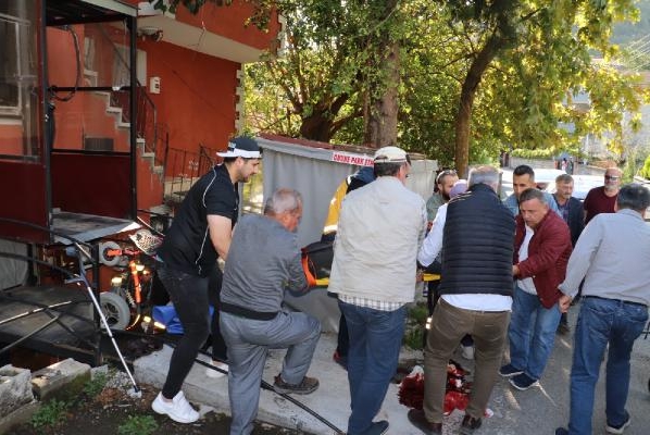 Tekerlekli sandalye ile engelli asansöründen düşüp, öldü