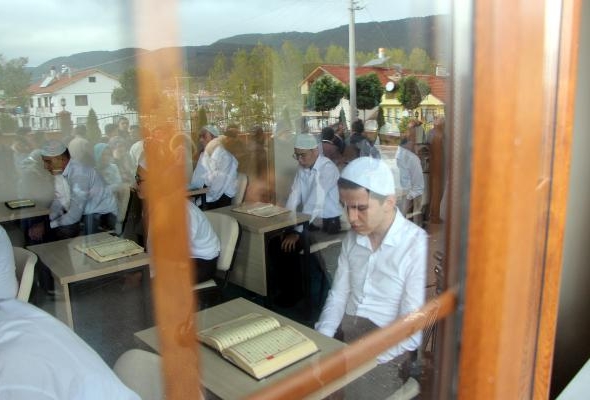 Diyanet İşleri Başkanı Erbaş, Bolu'da Kur'an kursu açtı