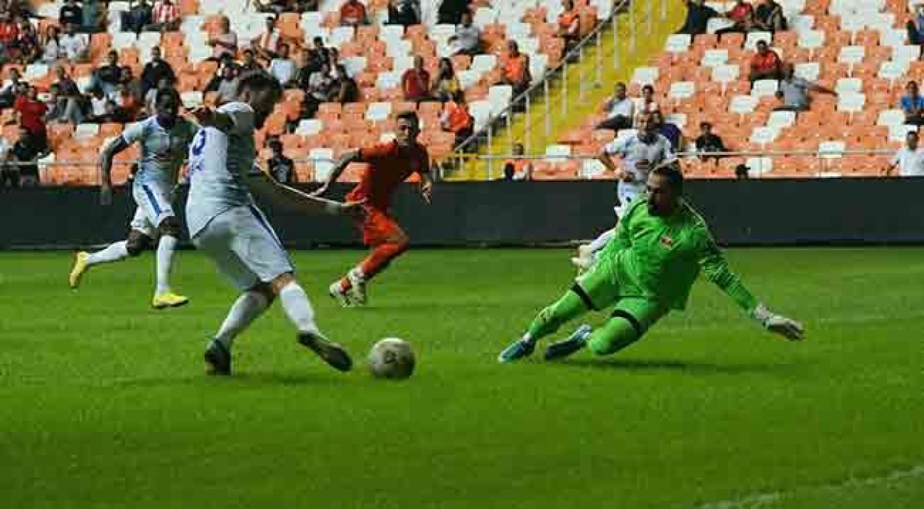 Atmaca, Adana'dan Eli Boş Dönüyor: 2-0