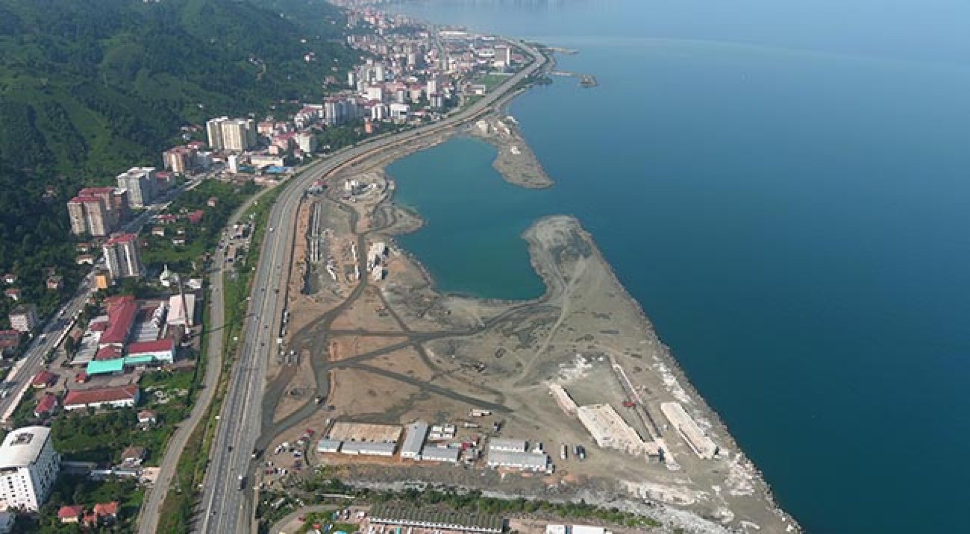 Rize Şehir Hastanesi Deniz Dolgu Çalışmalarında Sona Yaklaşıldı