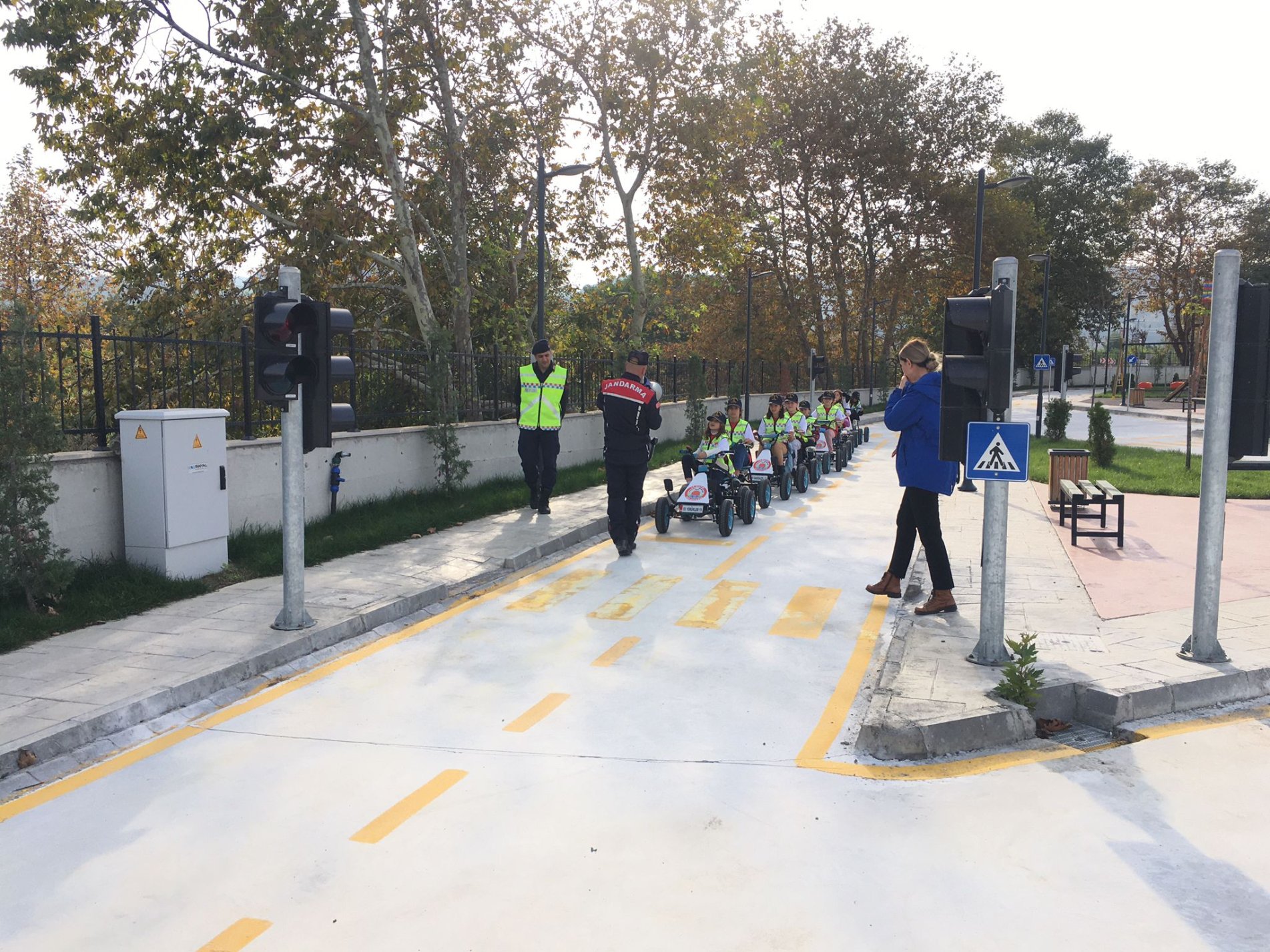 Samsun jandarması öğrencilerin kırsalda yaşayanları için trafik eğitimi verdi