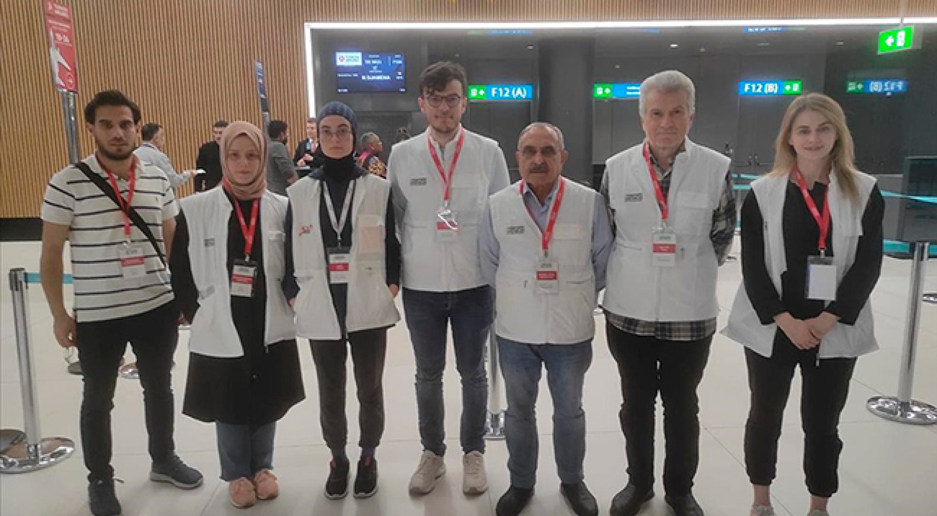 Yeryüzü Doktorları Derneği üyesi grup, sağlık taraması için Nijer'e gitti