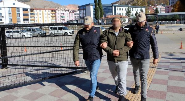 Tokat'ta, FETÖ'den aranan eski öğretmen çift yakalandı