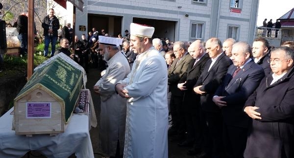 Milletvekili Öztürk’ün anne acısı