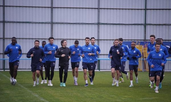 Çaykur Rizespor, Fenerbahçe maçı hazırlıklarına başladı