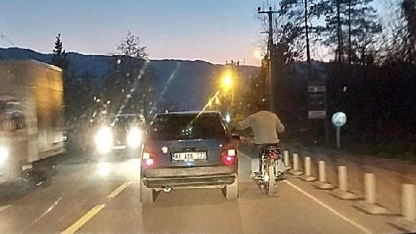 Trafikte tehlikeli yolculuk