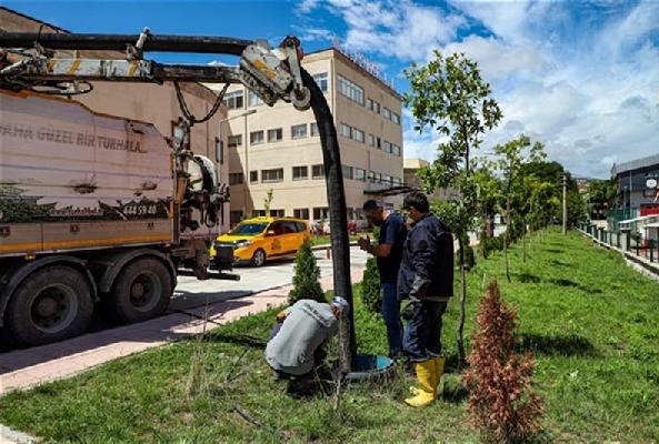 Turhal Belediyesi'nden alt yapı bakım ve temizlik çalışması