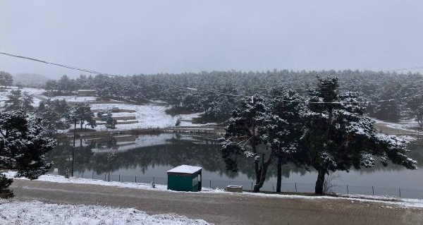 Tokat'ın yükseklerinde kar yağışı