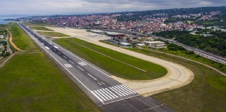 Yolculara 'yanan uçak' fotoğrafı atılan uçakta, tahliye anonsu kamerada