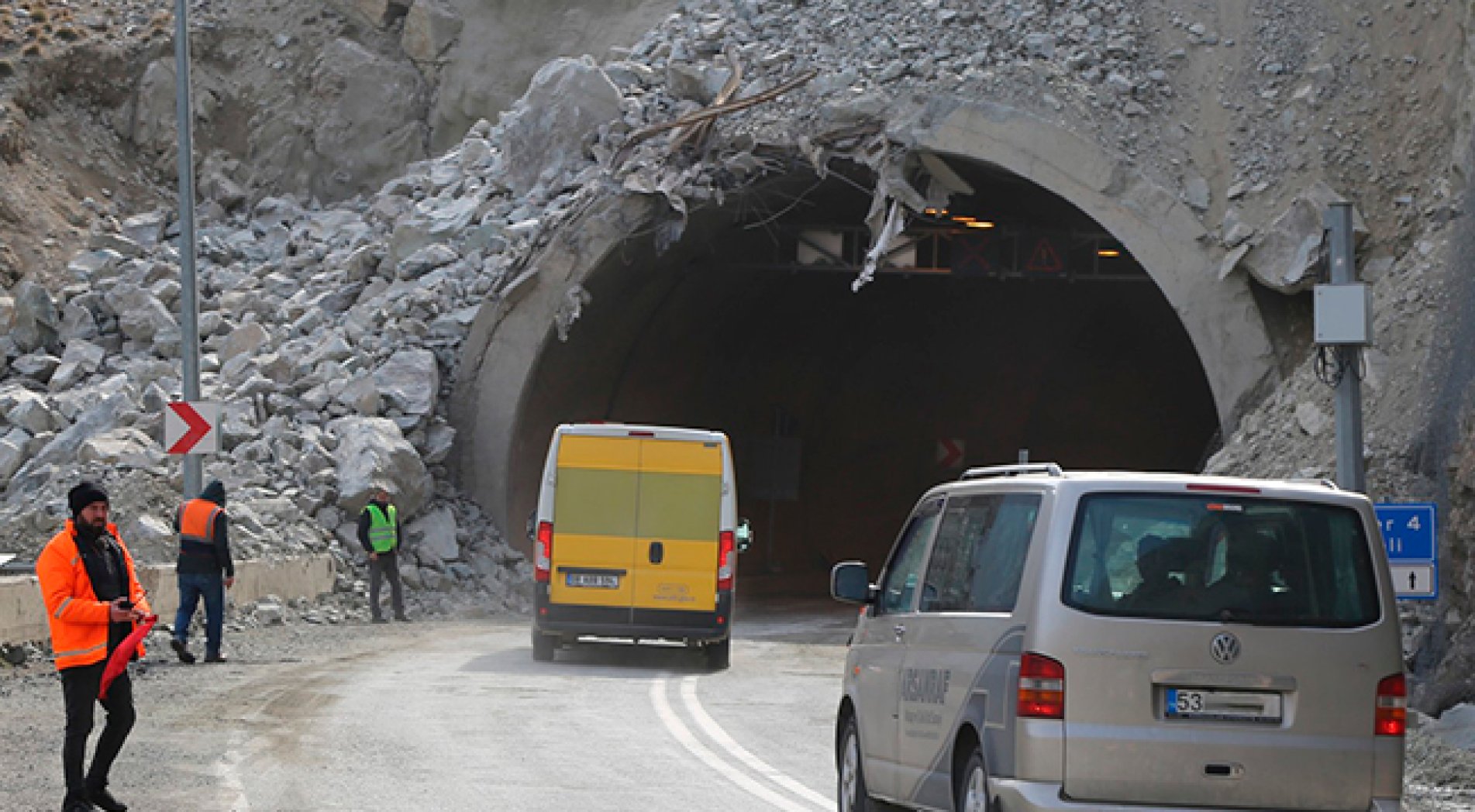 Artvin-Erzurum Kara Yolu Yeniden Ulaşıma Açıldı