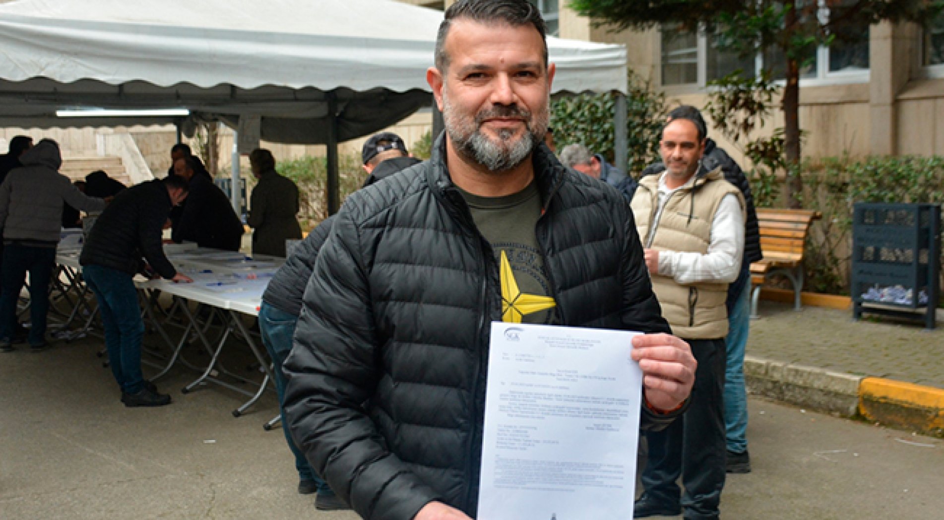 Başvurusunu yaptı, 4 saat sonra Kocaeli'nin ilk EYT emeklisi oldu