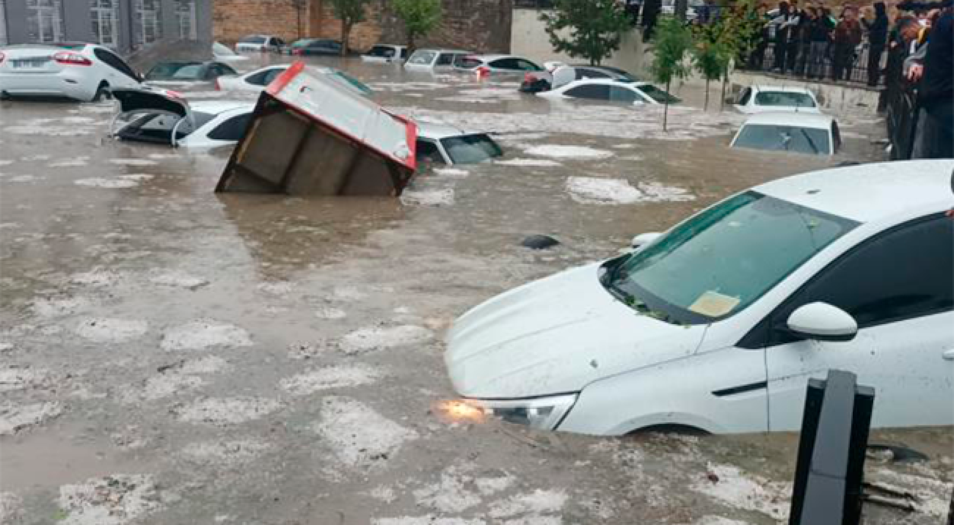 Adıyaman'da Sel: 1 Ölü 4 Kayıp