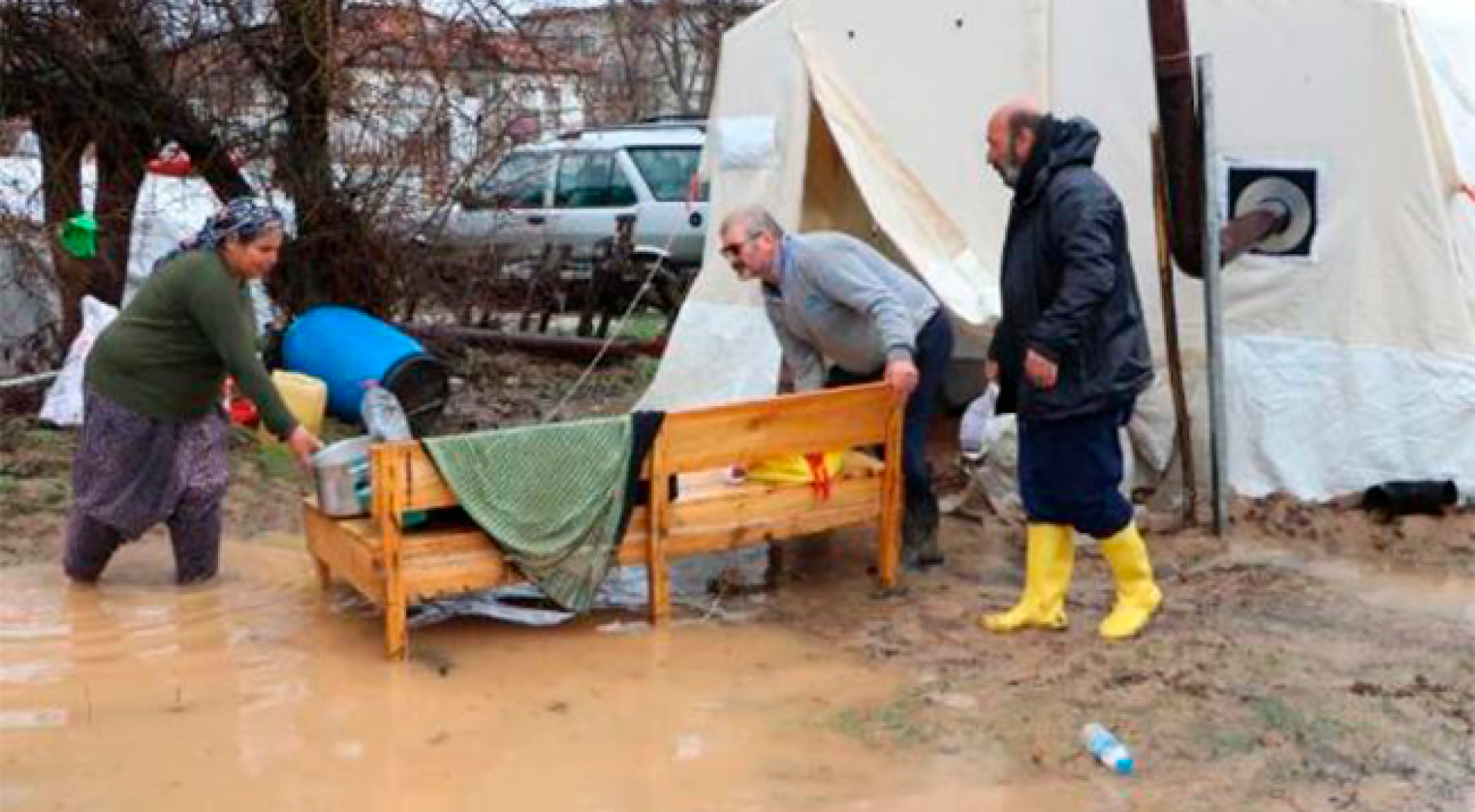 Malatya'da depremden sonra sel etkili oldu