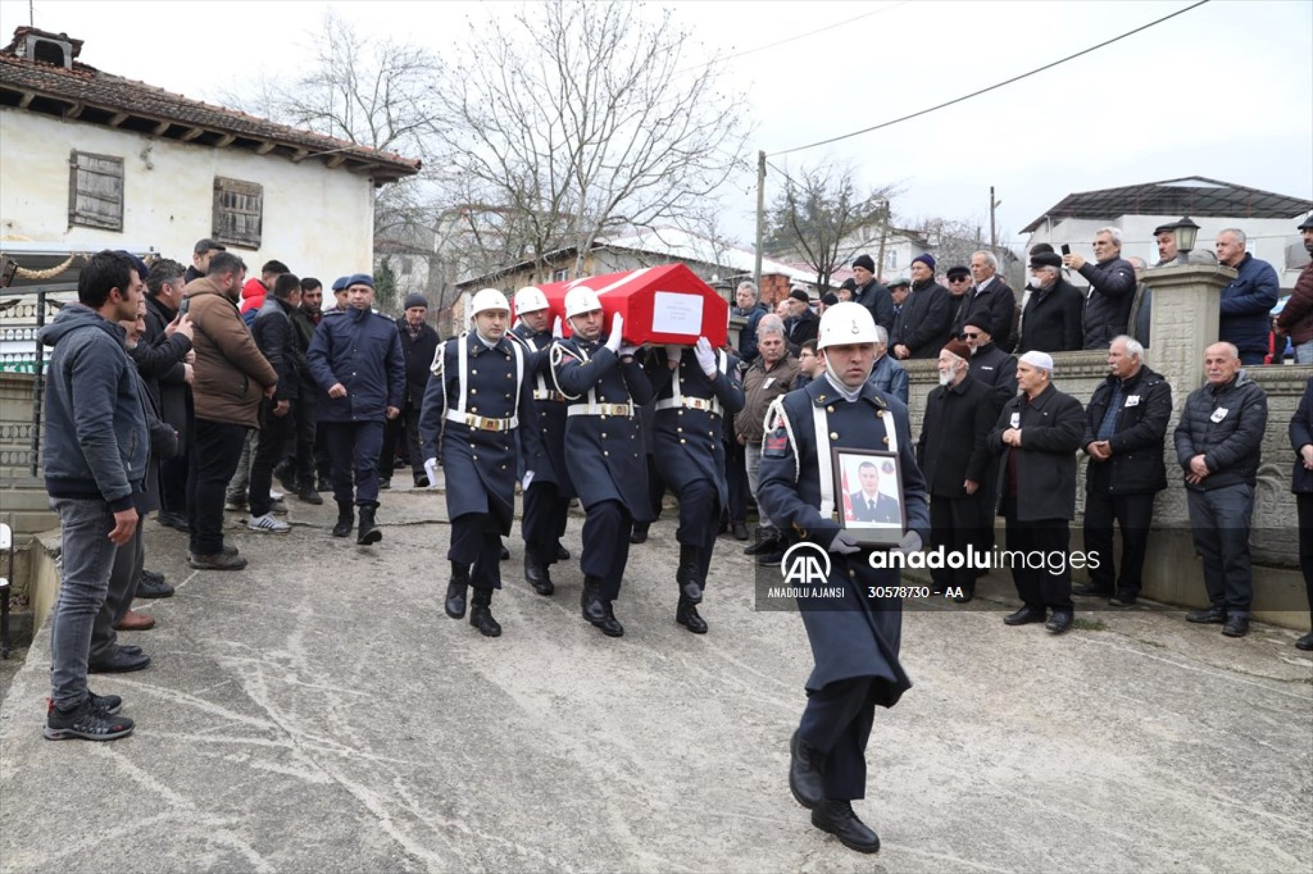 Uzman Çavuş Tangal'ın cenazesi, Samsun'da defnedildi