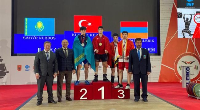 Kerem Kurnaz, dünya şampiyonu oldu