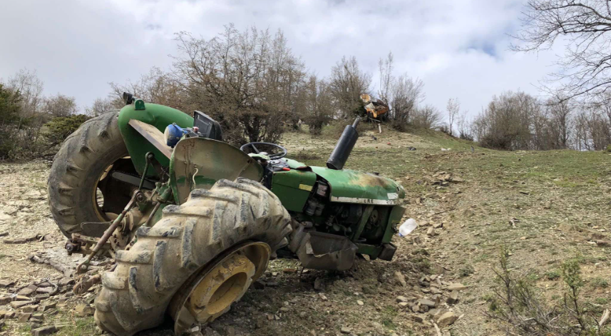 Samsun'da traktör devrildi: 1 ölü