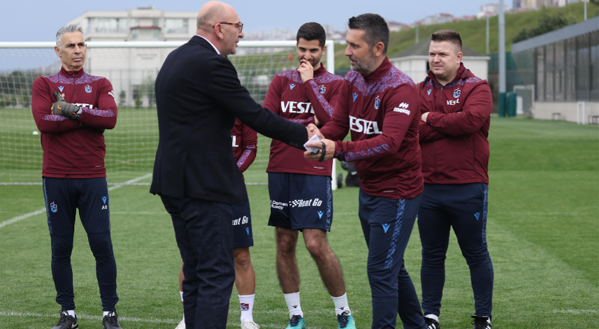 Trabzonspor’un yeni teknik direktörü Nenad Bjelica ilk antrenmanına çıktı