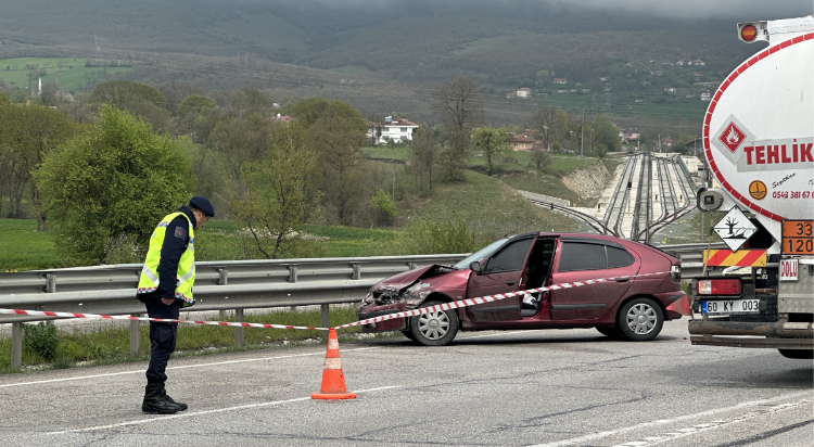 Samsun'da savrulan aracın açılan kapısından düşen kadın öldü