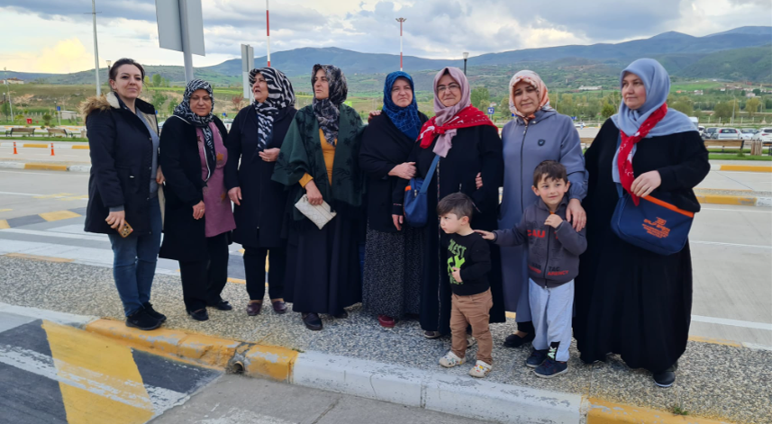 Tokat'tan 10 kişilik umre kafilesi kutsal topraklara uğurlandı