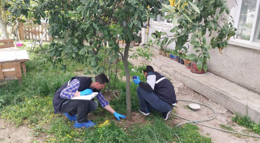 Kardeşi tarafından silahla yaralanan kişi tedavi altına alındı