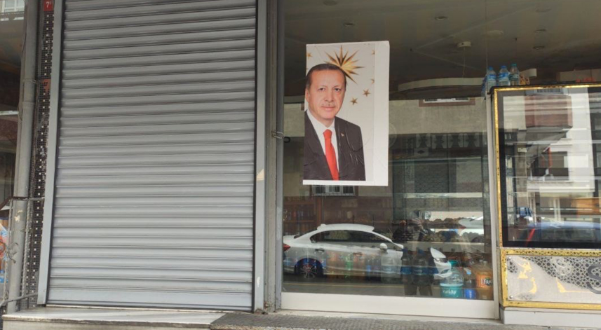 Sultangazi'de fırıncı 'Reis' diye bağıran çocuğa hakaret etmişti: Dükkanı mühürlendi